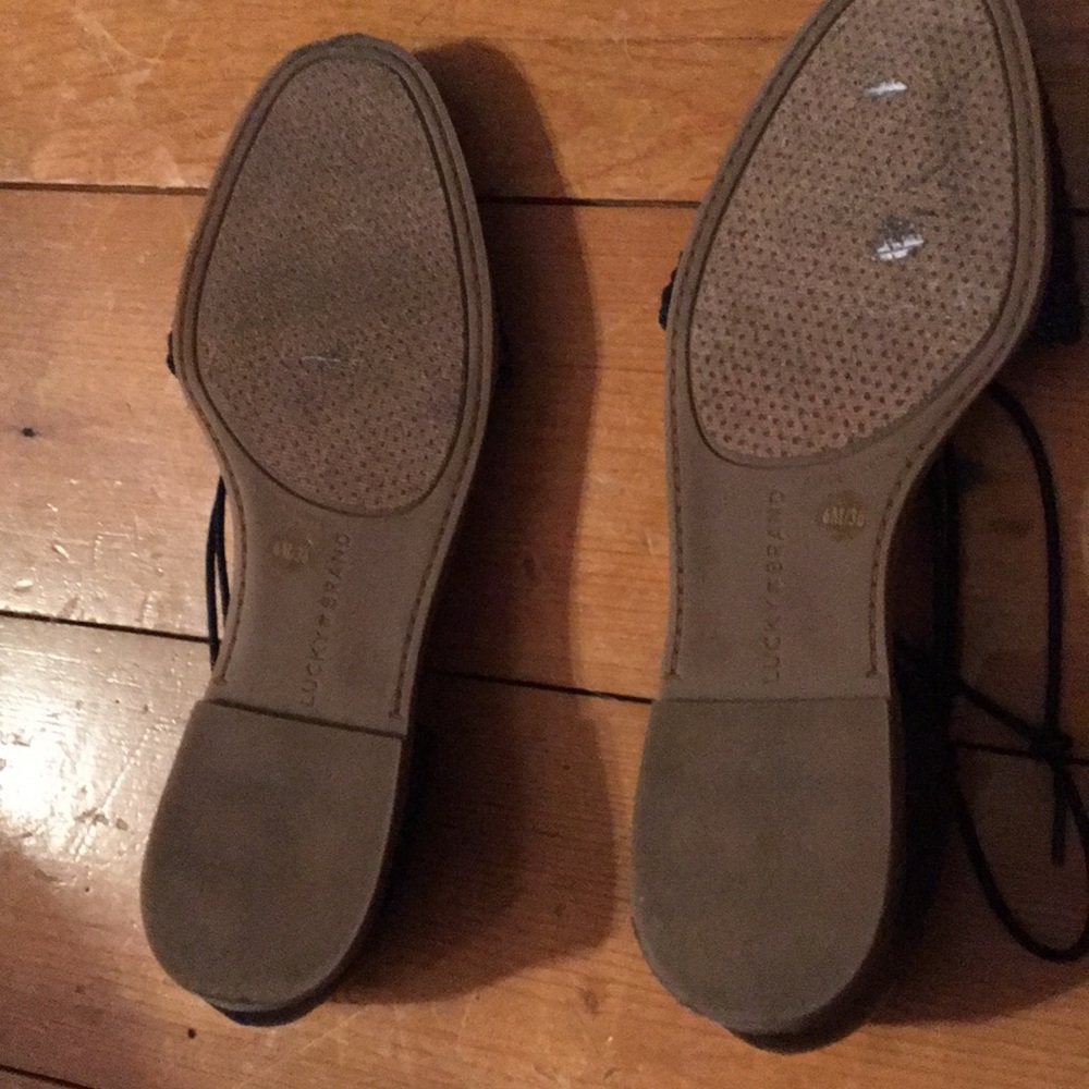 NWOT Lucky Brand Flats - Picture 4 of 4